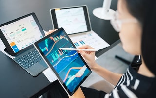 Which Key Economic, Social, and Regulatory Factors Are Driving Current Trends in Michigan's Local Property Markets?